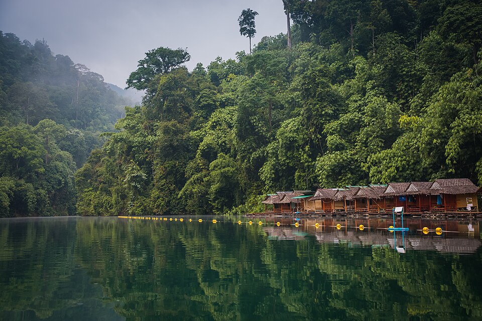 Tajlandia w10 dni - Khao Sok National Park w Tajlandii - piękne krajobrazy